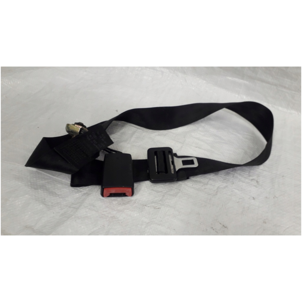 Audi A3 8L bakre säkerhetsbälteslås/spänne 8L0857713