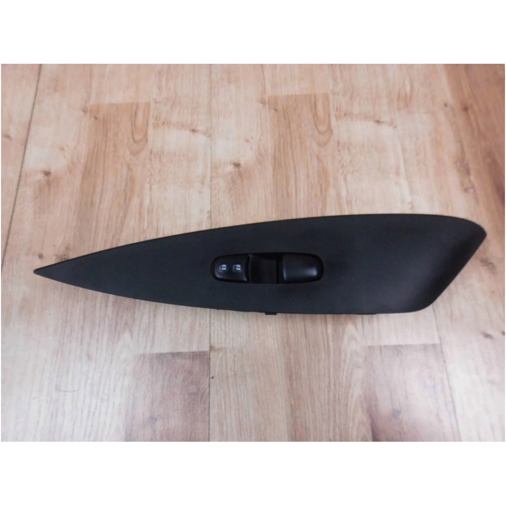 Nissan Leaf II ZE1 fönsterhissknapp höger fram OEM 80960 3NL0A