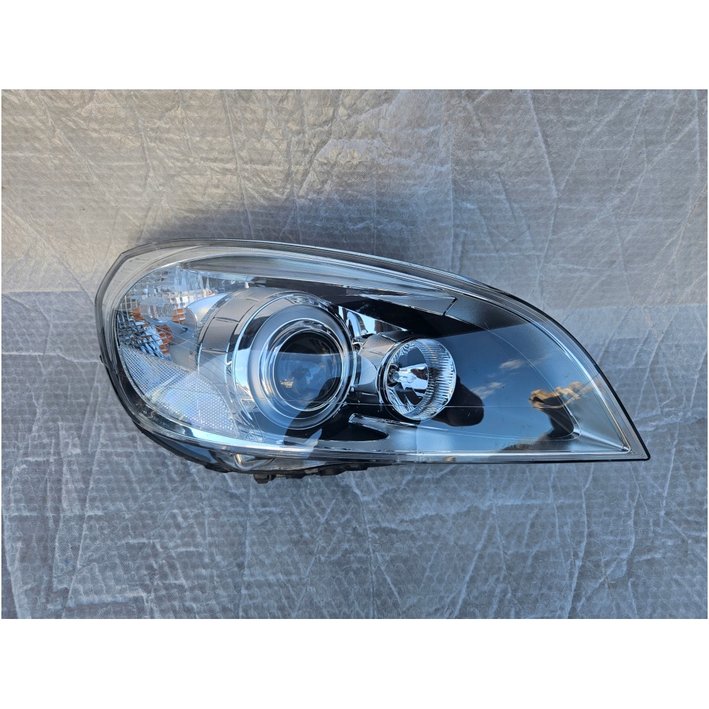 Volvo S60 10-13 Vänster bi-xenon strålkastare 31420674