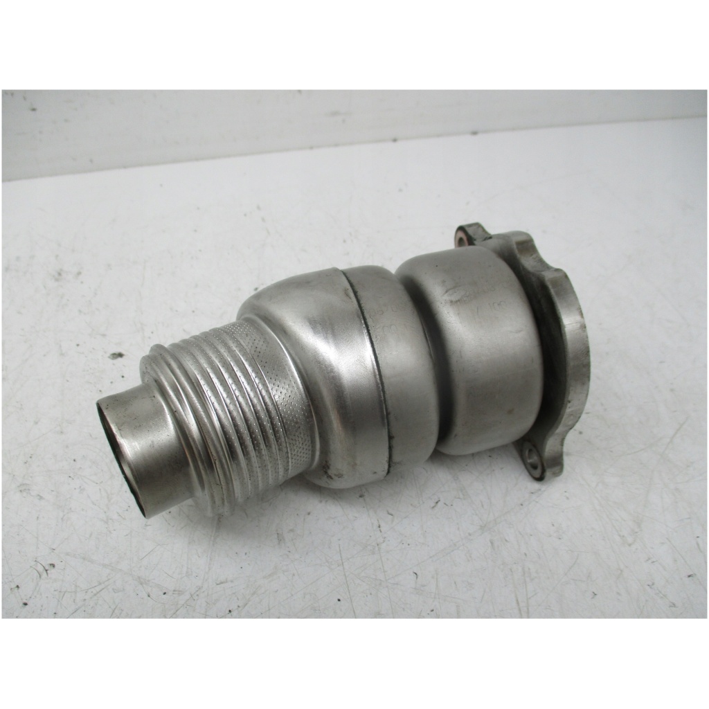 Audi A4 B8/A5 2007-2014 2.0 TDI CAG Insugningsrör/luftdämpare 03L131111E