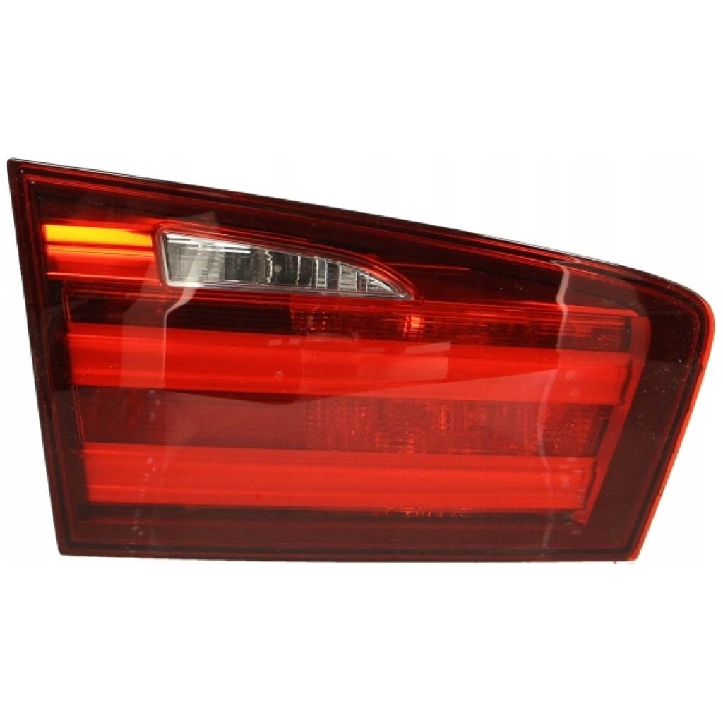 Baklampa vänster inner BMW 5 (F10/F11) Kombi 12.09-06.13 VALEO 63217203227