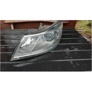 Skoda Octavia II facelift vänster framlykta EU 1Z1941017T 18070498691 main