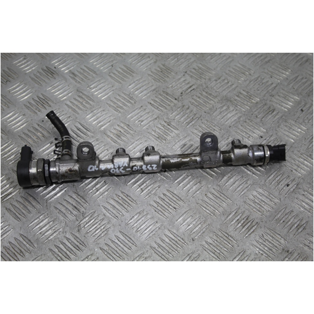 Bränslerail/insprutningsramp 23810-33030 Toyota Yaris III 1,4 D-4D