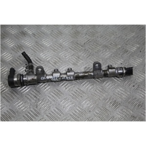 Bränslerail/insprutningsramp 23810-33030 Toyota Yaris III 1,4 D-4D 15970428698 main