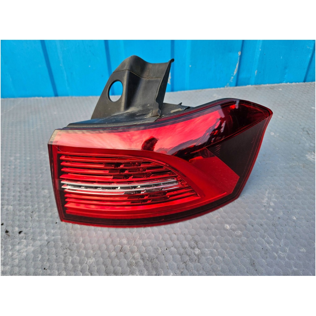 Baklampa Volkswagen Passat B8 2018 Kombi 3G9945208J