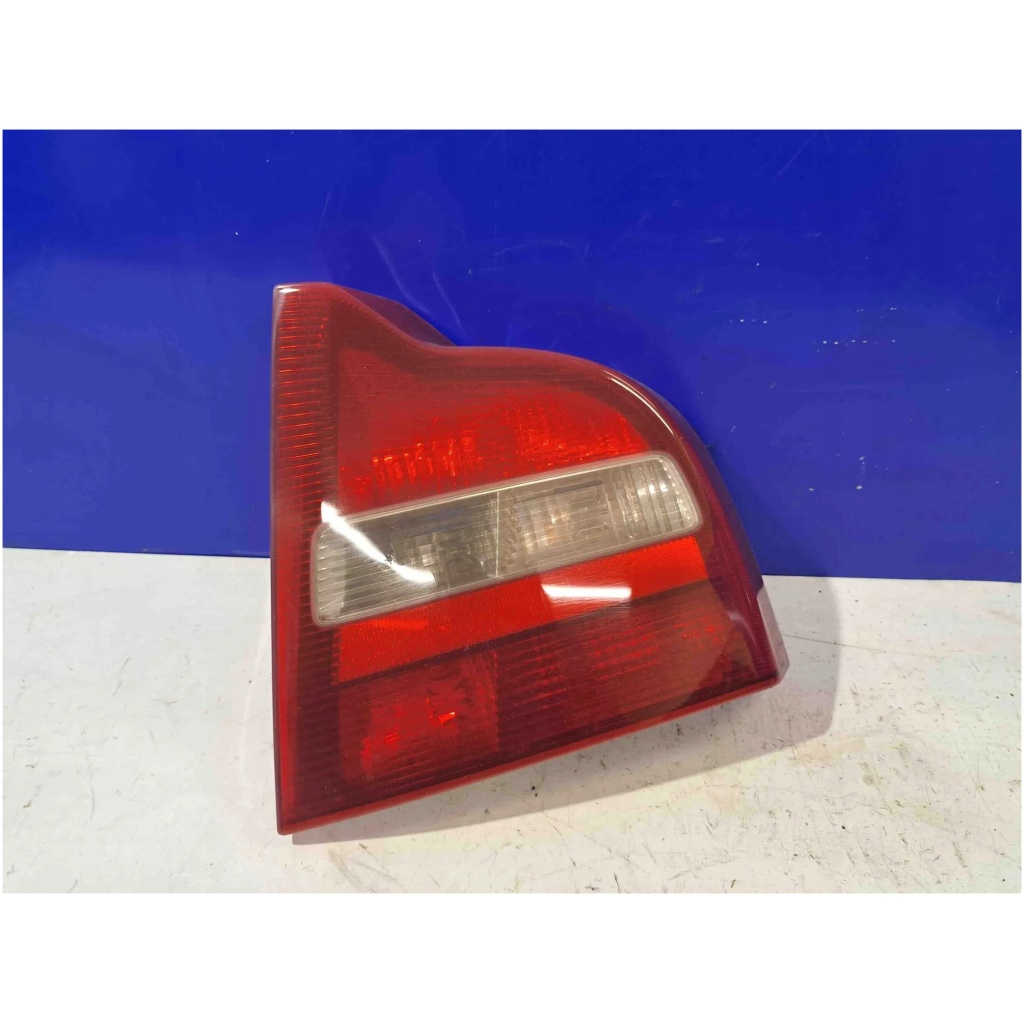 Höger baklampa Volvo S80 I (TS, XY) OEM 8643514 SKU 32740877