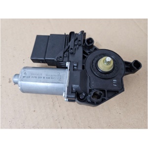 Fönsterhissmotor med styrmodul VW 5K0959703A 18228049462 main