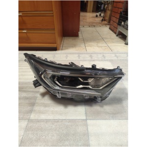 Höger reflektor Toyota RAV4 2018-2022 OEM 8114542A30 18336690238 main