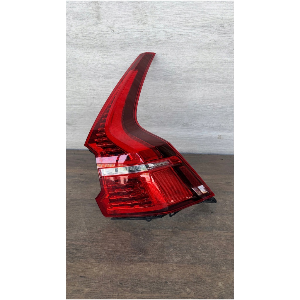 Volvo XC60 II baklampa höger (EU) 32228915