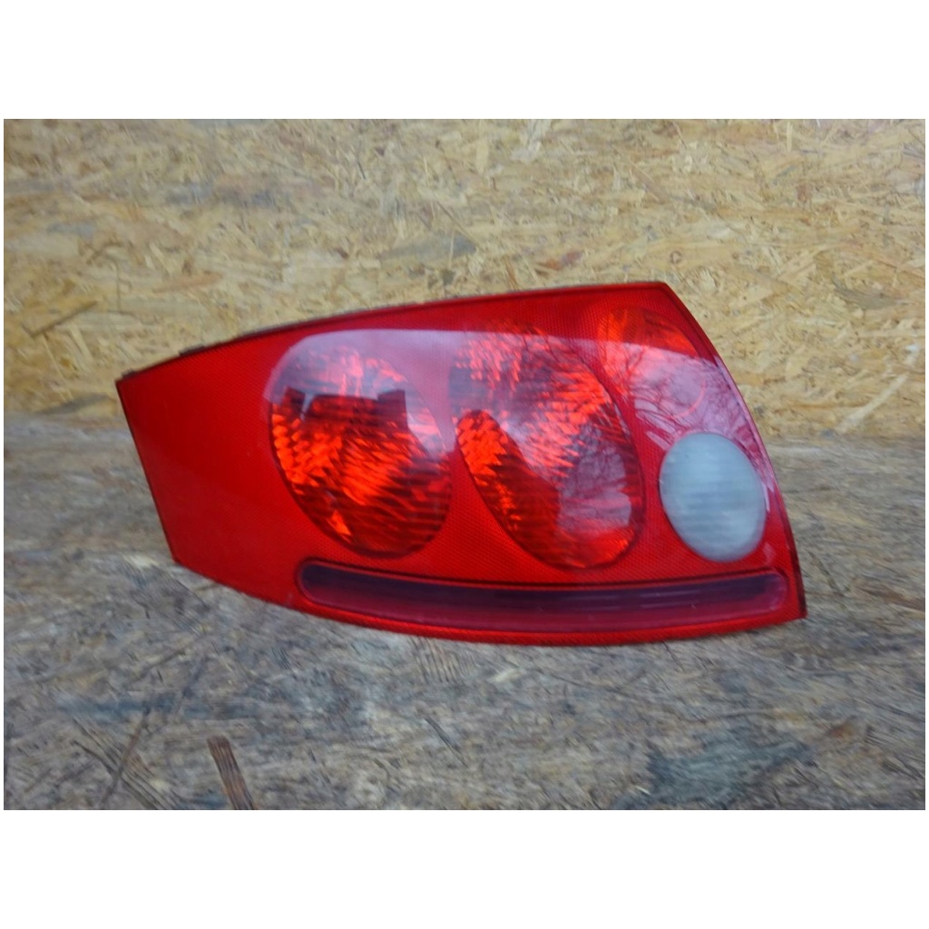 Audi TT 8N 1998–2005 vänster baklykta med lamphållare (UK) 8N0945095