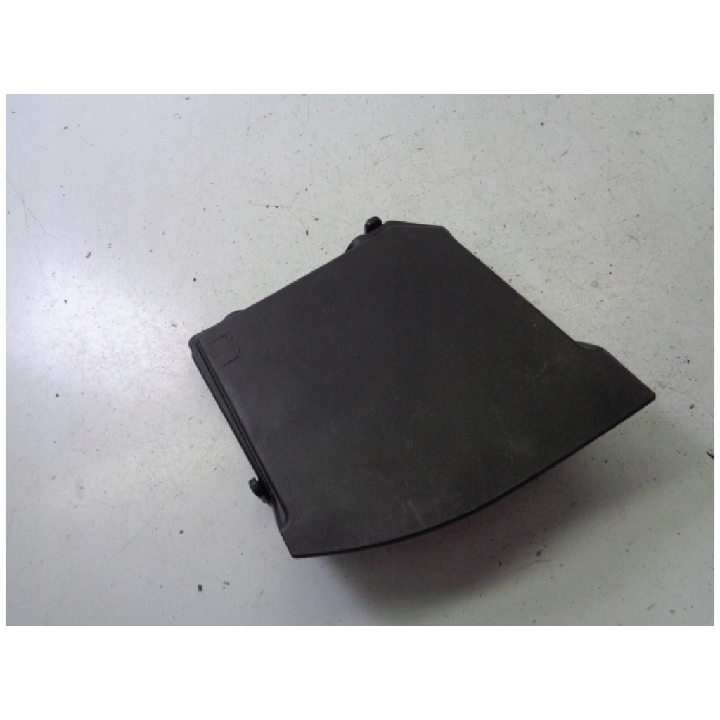 Säkrings-/batterikåpa Volvo V60 31353766